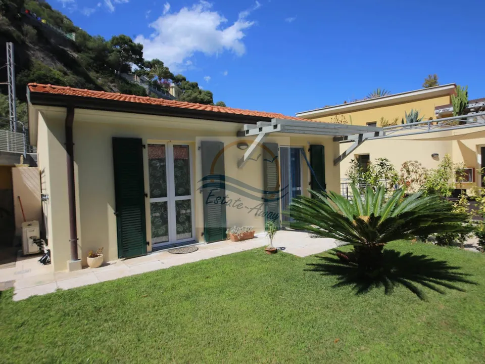 Rækkehus i Bordighera, Imperia - foto 3